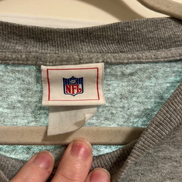 $5 when bundled - Seattle Seahawks 2005 NFC Conference Champions Tshirt - Picture 3 of 4